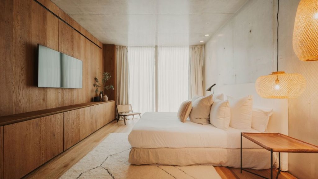 VILLA KETTY - 12BD - 2POOLS - SPA - GYM.pdf (4)